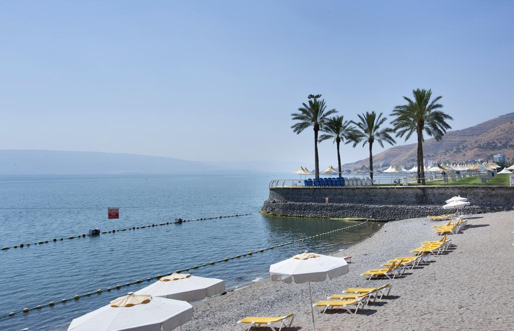 Gai Beach Hotel Tiberias Buitenkant foto