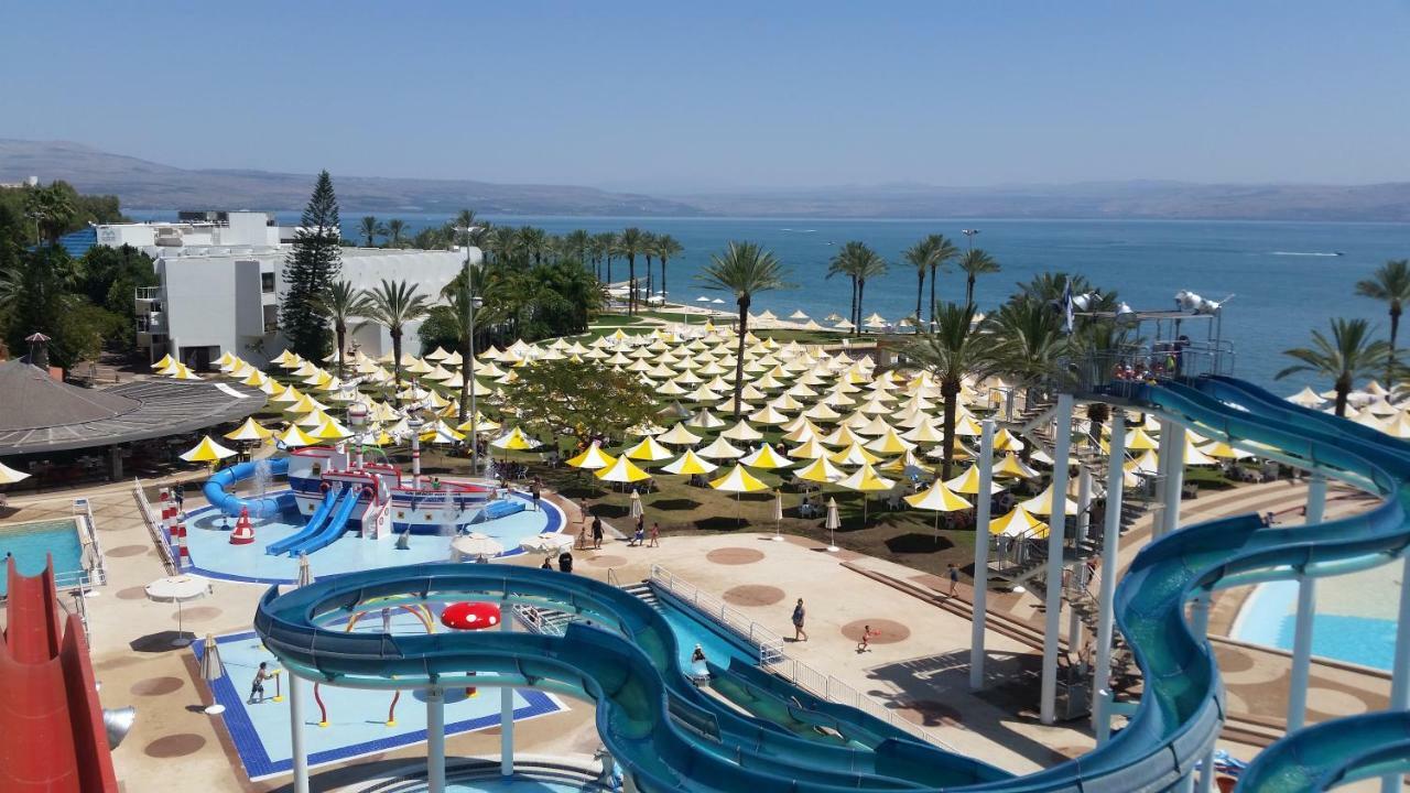 Gai Beach Hotel Tiberias Buitenkant foto